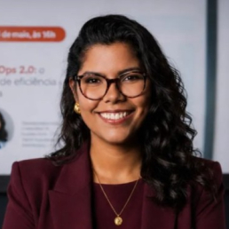 Palestrante - Tayná Carneiro